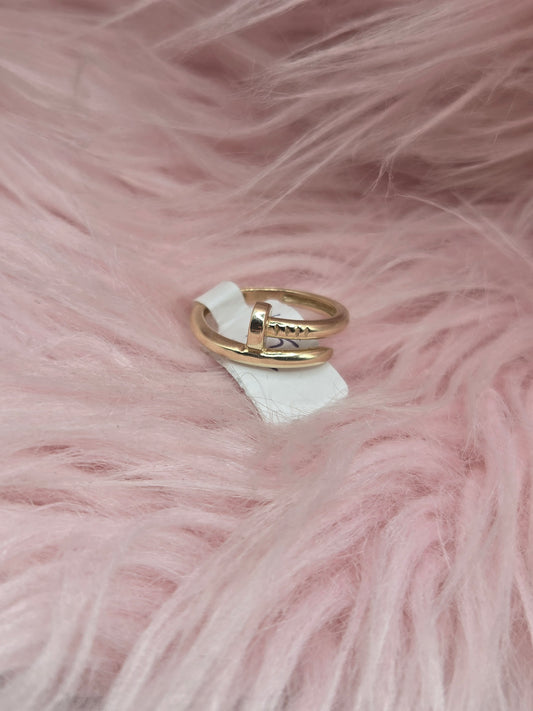 Anillo de clavo