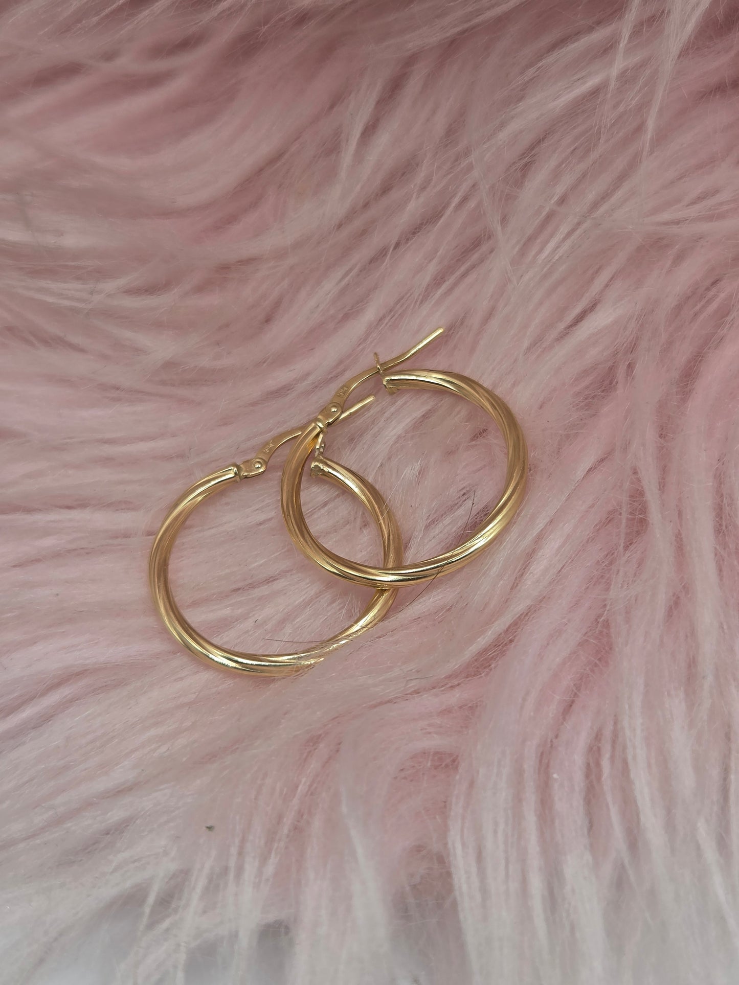 Argollas torcidas