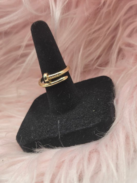 Anillo de clavo