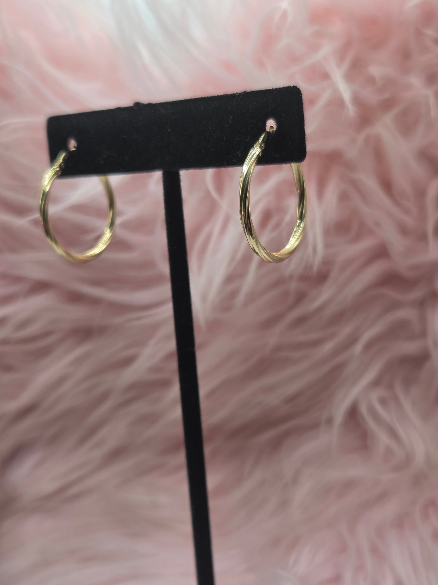 Argollas torcidas